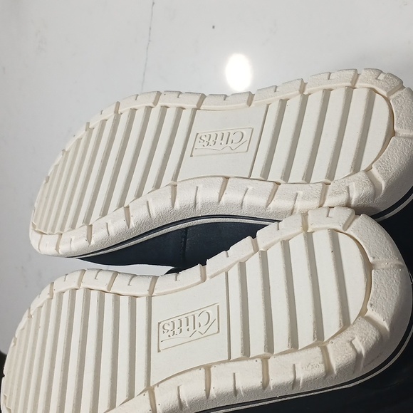 NWOT CLIFFS Women's Black Fur-Lined Boots, new without tags,. Size 10 - Picture 6 of 7